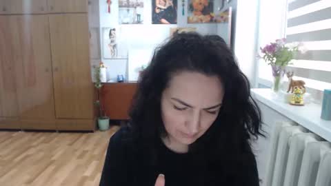 AlexisMillers online show from 25, 4, 2026