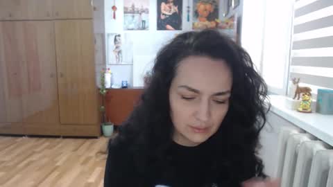 AlexisMillers online show from 27, 4, 2026