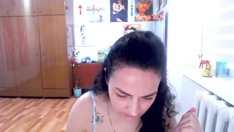 AlexisMillers online show from 14, 6, 2026