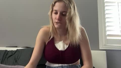 Snapshot of alexispaige06 chatting on 5, 1, 2026 alexispaige06 online show from 5, 1, 2026