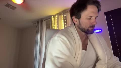 Alex Mann online show from 23, 10, 2025