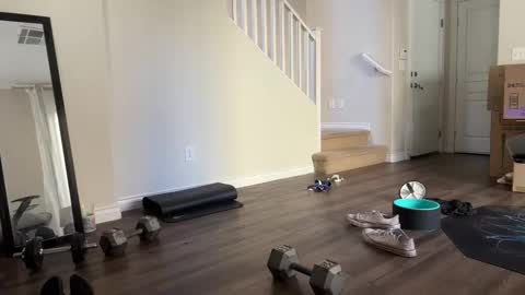 Alex Mann online show from 4, 3, 2026