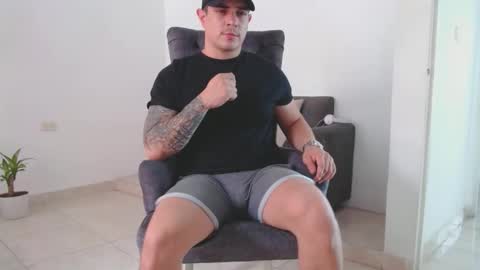 Snapshot of alexmaximuss chatting on 1, 3, 2025 Maximuss online show from 1, 3, 2025