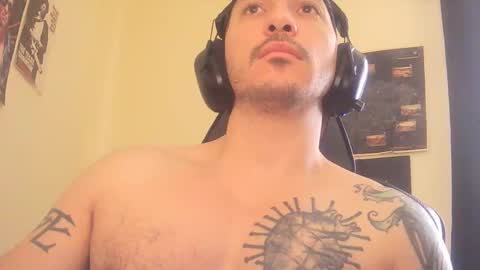 Snapshot of alexopenmind21 chatting on 5, 10, 2025 Alexxx online show from 5, 10, 2025