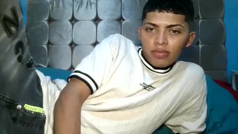 alexsexy1405 online show from 8, 5, 2026