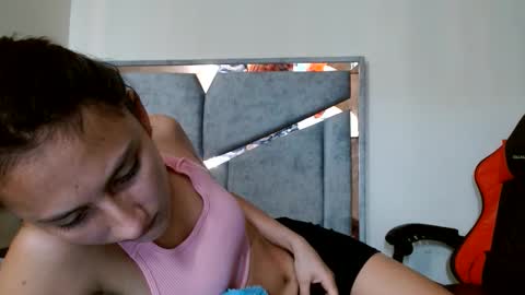 alex y luisa online show from 10, 6, 2026