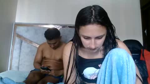 Snapshot of alexvsluisa chatting on 20, 6, 2026 alex y luisa online show from 20, 6, 2026