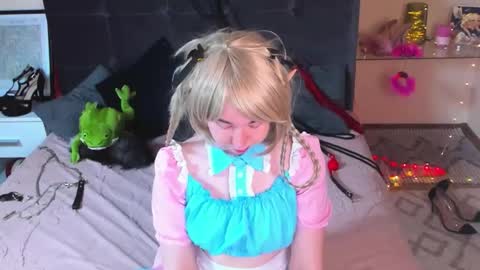 Snapshot of alexxisskyy chatting on 25, 5, 2026 Alexsy online show from 25, 5, 2026