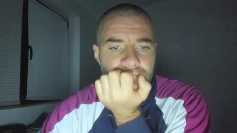 Snapshot of alfiesolomons87 chatting on 6, 10, 2025 alfiesolomons87 online show from 6, 10, 2025