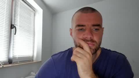 Snapshot of alfiesolomons87 chatting on 29, 10, 2025 alfiesolomons87 online show from 29, 10, 2025