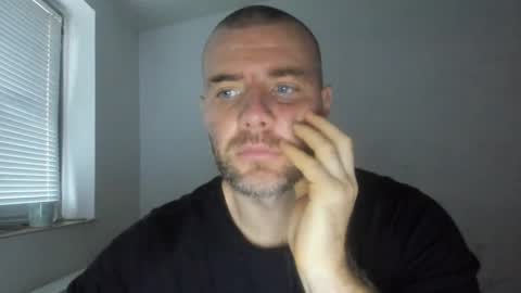 Snapshot of alfiesolomons87 chatting on 3, 12, 2025 alfiesolomons87 online show from 3, 12, 2025