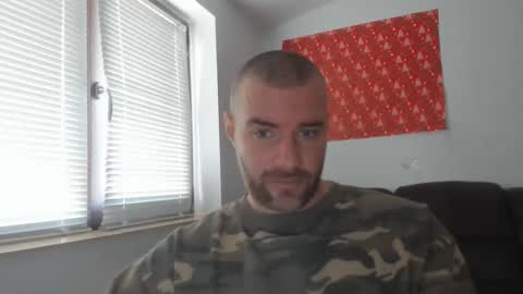 Snapshot of alfiesolomons87 chatting on 17, 12, 2025 alfiesolomons87 online show from 17, 12, 2025