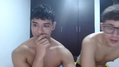 Snapshot of alfred_cantillo chatting on 8, 1, 2026 alfred_cantillo online show from 8, 1, 2026