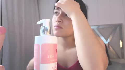 Snapshot of alfresii_rivera chatting on 4, 10, 2025 Carolina Join The Fan Club online show from 4, 10, 2025