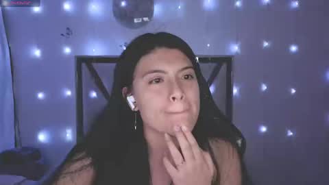 Snapshot of alfresii_rivera chatting on 27, 10, 2025 Carolina Join The Fan Club online show from 27, 10, 2025