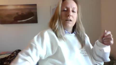 Snapshot of alice8363 chatting on 16, 12, 2024 Alice online show from 16, 12, 2024