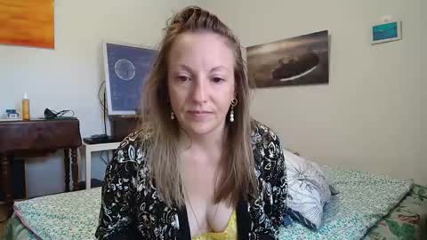 Snapshot of alice8363 chatting on 16, 9, 2025 Alice online show from 16, 9, 2025