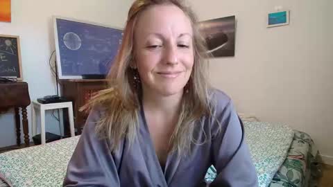 Snapshot of alice8363 chatting on 17, 9, 2025 Alice online show from 17, 9, 2025