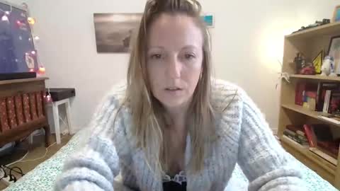 Snapshot of alice8363 chatting on 16, 10, 2025 Alice online show from 16, 10, 2025