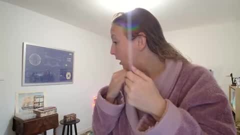 Snapshot of alice8363 chatting on 17, 11, 2025 Alice online show from 17, 11, 2025