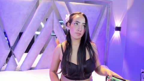 alice_26__ online show from 27, 4, 2026