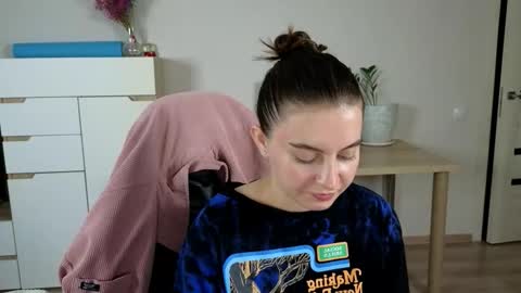 Alice online show from 21, 9, 2025