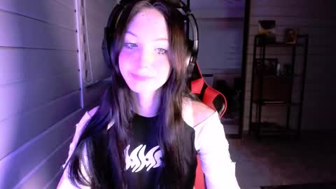 Alice Aris online show from 27, 2, 2025