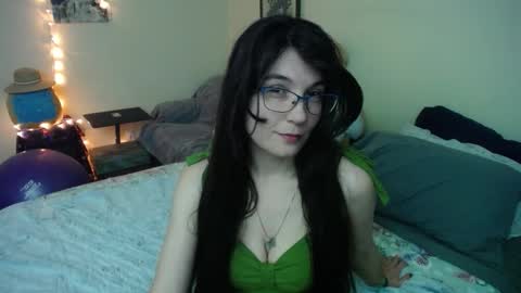 Alice Asks online show from 23, 11, 2025