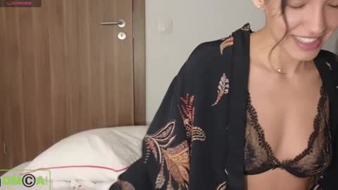 Snapshot of alice_bane chatting on 5, 1, 2025 A R Y A T I A online show from 5, 1, 2025