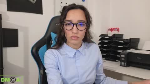 Snapshot of alice_bane chatting on 7, 1, 2025 A R Y A T I A online show from 7, 1, 2025