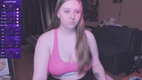 Snapshot of alice_dreamgirl_ chatting on 23, 9, 2025 Alice 3 online show from 23, 9, 2025