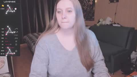 Snapshot of alice_dreamgirl_ chatting on 24, 9, 2025 Alice 3 online show from 24, 9, 2025