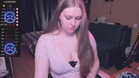 Snapshot of alice_dreamgirl_ chatting on 1, 10, 2025 Alice 3 online show from 1, 10, 2025