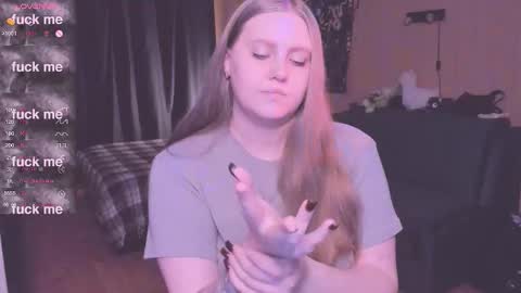 Snapshot of alice_dreamgirl_ chatting on 16, 10, 2025 Alice 3 online show from 16, 10, 2025