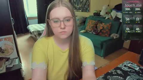 Snapshot of alice_dreamgirl_ chatting on 11, 5, 2026 Alice 3 online show from 11, 5, 2026