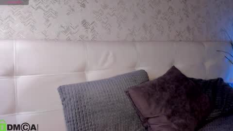 Snapshot of alice_elf chatting on 6, 10, 2025 Alice online show from 6, 10, 2025