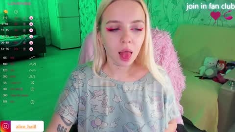 Snapshot of alice_halle chatting on 2, 12, 2024 alice_halle online show from 2, 12, 2024