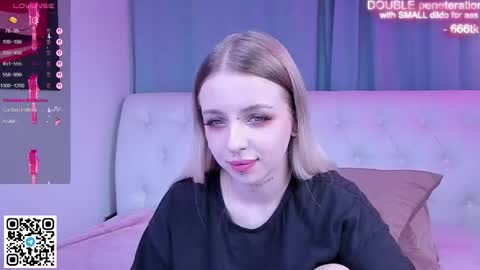 Snapshot of alice_halle chatting on 12, 11, 2025 alice_halle online show from 12, 11, 2025