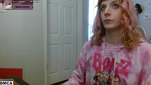 Snapshot of alice_hatchette chatting on 12, 1, 2026 Alice Hatchette online show from 12, 1, 2026