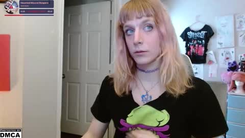 Snapshot of alice_hatchette chatting on 8, 2, 2026 Alice Hatchette online show from 8, 2, 2026