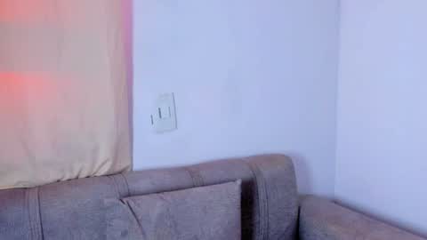Snapshot of alice_jenner_ chatting on 2, 8, 2026 Alice online show from 2, 8, 2026