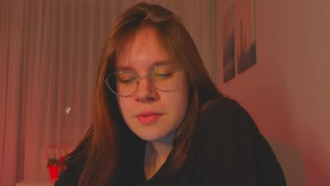 Alice online show from 28, 4, 2026