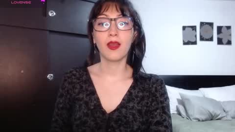 Snapshot of alice_mossa10 chatting on 1, 11, 2025 alice mossa online show from 1, 11, 2025