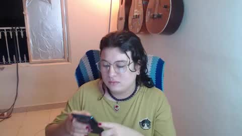 Alicia Aldara online show from 27, 10, 2025