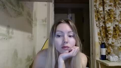 Alice smiles online show from 22, 3, 2026