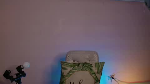   evedam online show from 18, 2, 2025