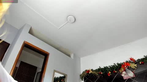 Alice thompsonx online show from 28, 12, 2024