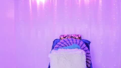 Alice  online show from 12, 1, 2025