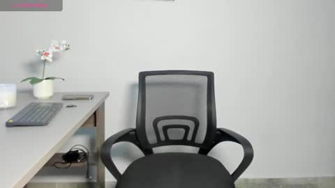 alice williiams online show from 27, 7, 2026