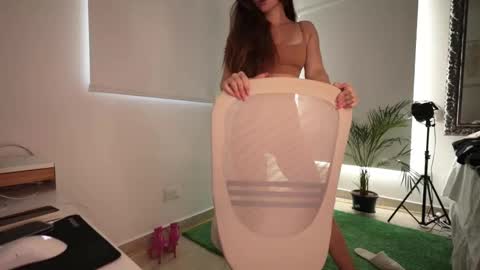 alicealberts online show from 10, 9, 2025